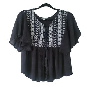Moral Fiber Drapey Embroidered Top Size Small in Black and White